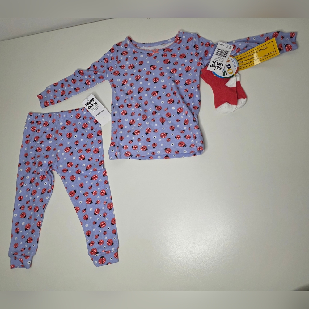 NWT Sleep On It 24M Girls Blue Ladybug 2 Pc Set - Long Sleeve Pajamas and Socks